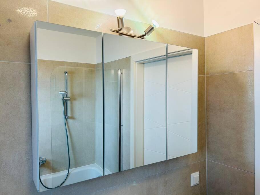 Sunny Modern Apartment With Balcony - Free Parking 비엔나 외부 사진